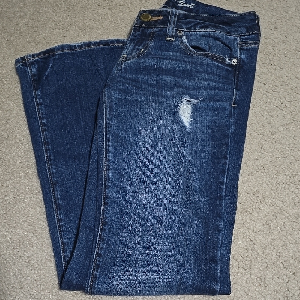 Distressed Dark Blue Boyfriend Jeans